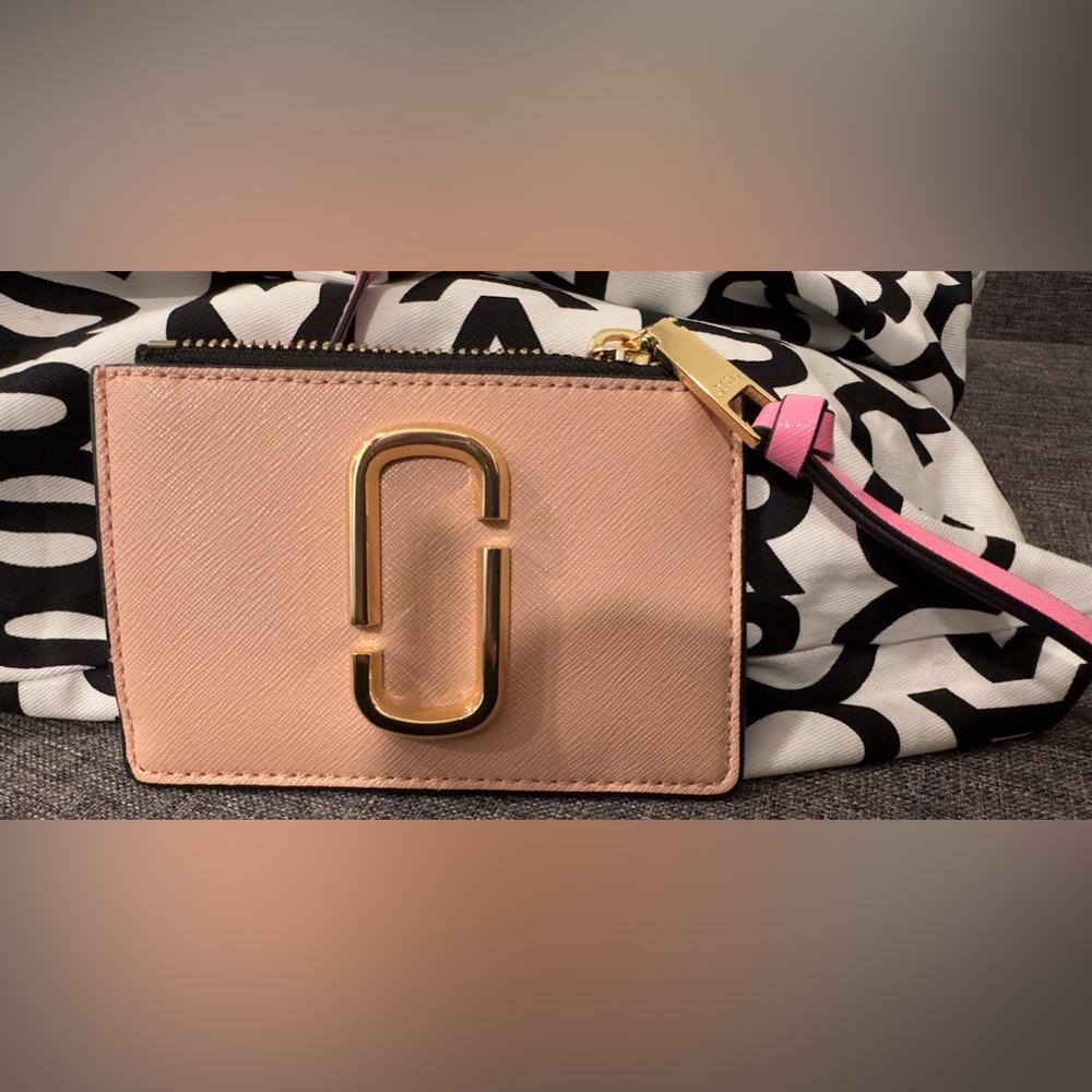 THE SNAPSHOT TOP ZIP MULTI WALLET